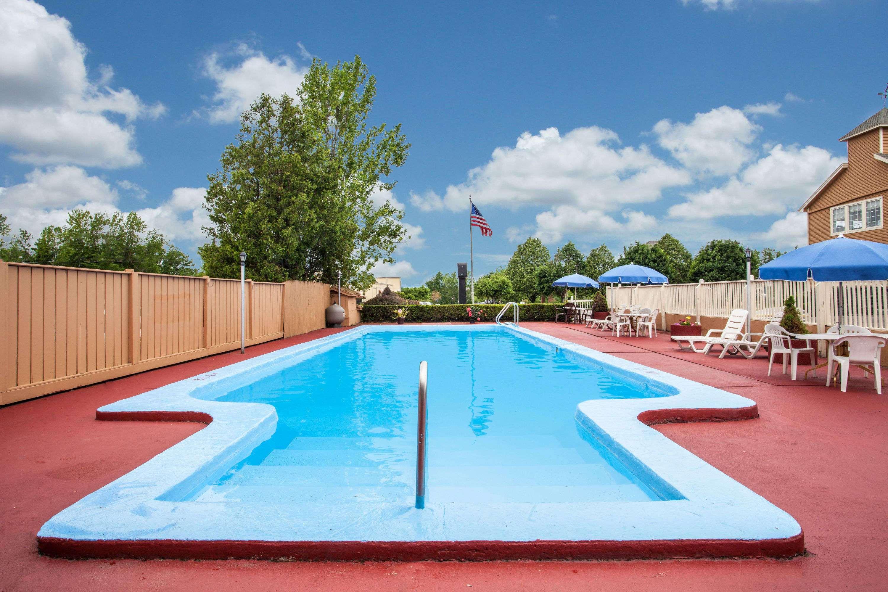 Travelodge By Wyndham South Burlington Exterior foto